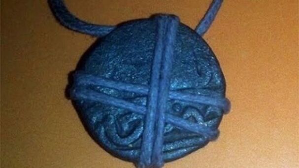 Horde amulet le haghaidh folláine airgeadais